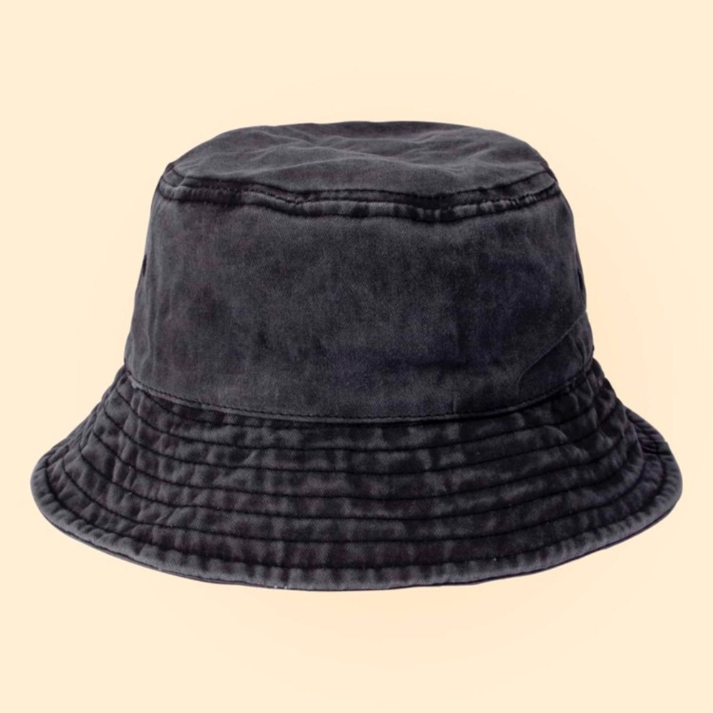 bucket hat